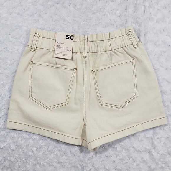 No Waist Gap White High Rise Mom Short 11/30W SO - Picture 2 of 7